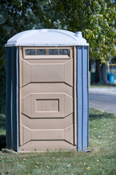 Best Portable restroom trailer rental  in Spruce Pine, NC